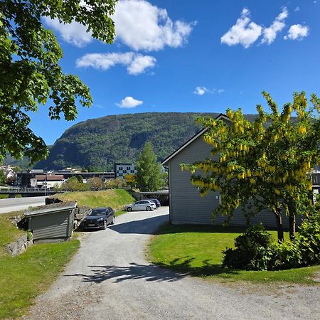 Rom I Bofellesskap Apartment Sogndal Exterior photo